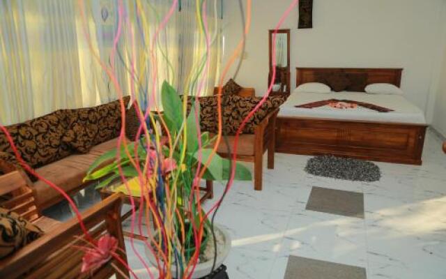 Rivelco Holiday Inn