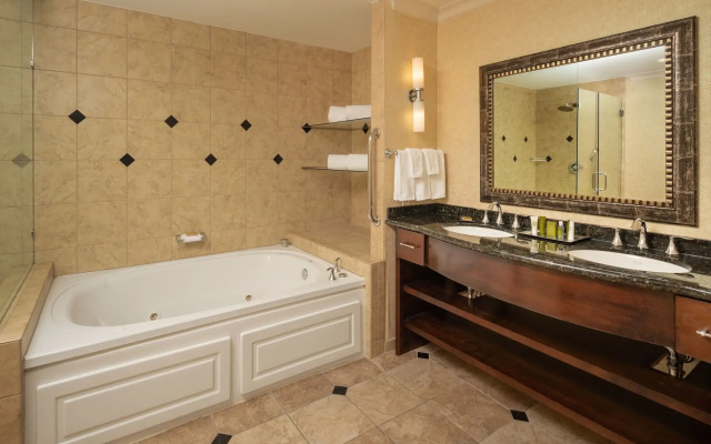 Hilton Dallas/Rockwall Lakefront