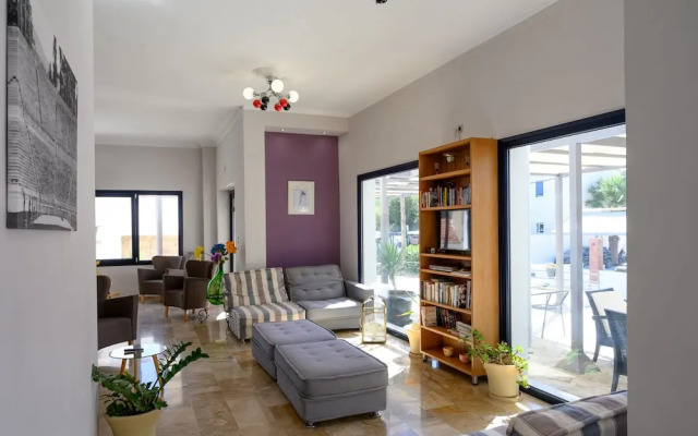 Esperides Hotel