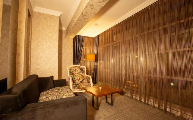 Double Bond Hotel Spa