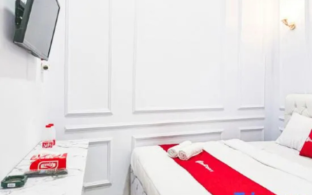 RedDoorz @ Villa Rose Brebes — 2-star hotel in Brebes