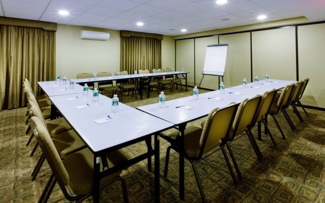 Country Inn & Suites by Radisson, Staten Island