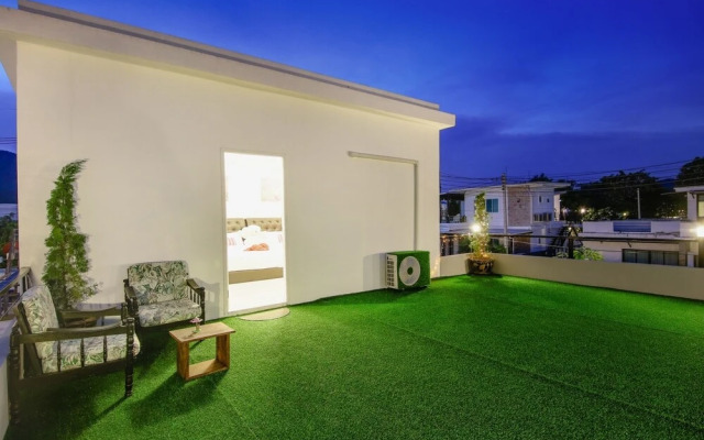 Party Home Pool Villa Hua Hin