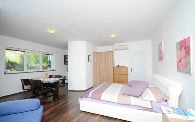 Apartments Josip