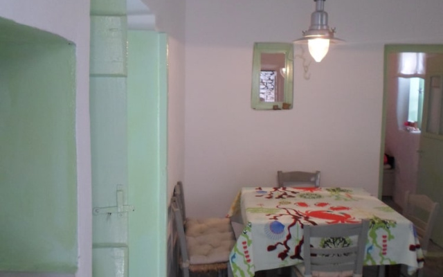 Hidesign Athens Traditional Stone house in Kea