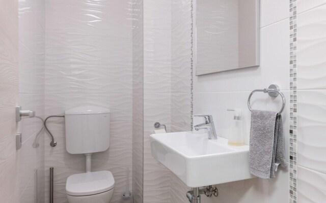 Nice Home in Vodnjan With Wifi and 2 Bedrooms