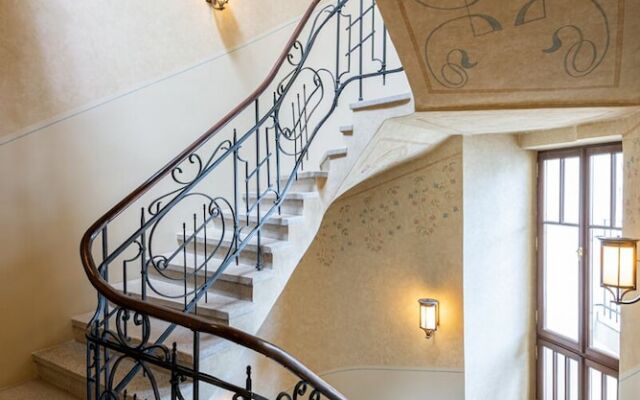 Cracow Old Town Apartment