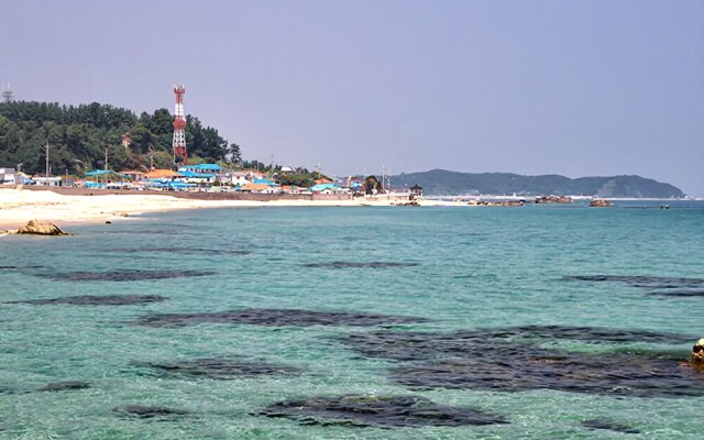 Uljin Geoil-ri Pension