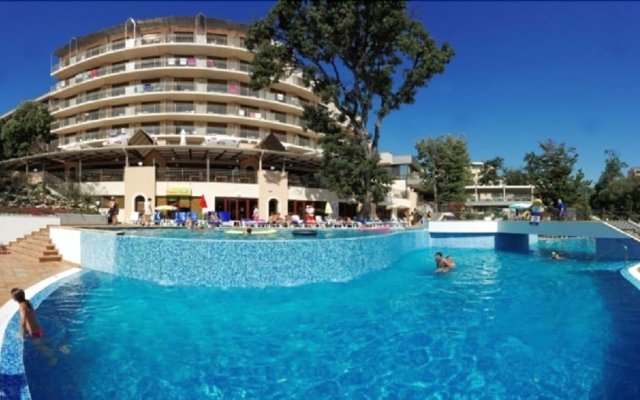 Kristal Hotel - All Inclusive