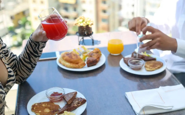 Hotel Rolex
