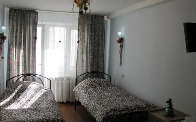 На Марцинкевича 90