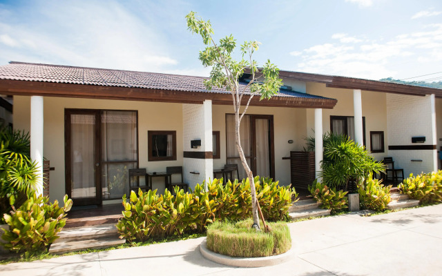 Baan Talay Resort