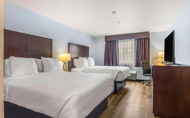 Red Lion Inn & Suites Des Moines