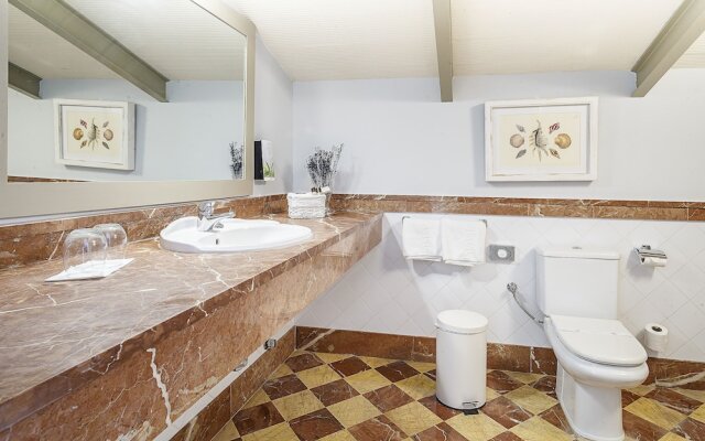 Hostal Restaurante Tarín