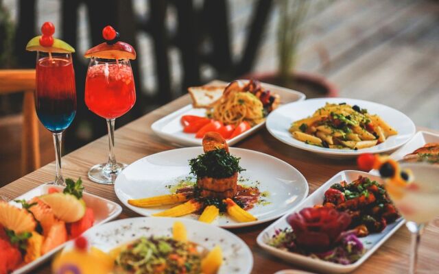 Rudraksh Club & Resorts