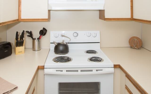 Seattle Skyline Supreme - New Apt - Sleeps 6