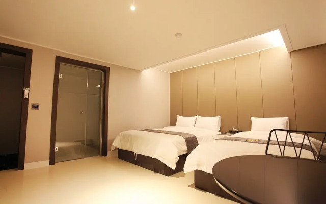 Suwon Hotel DS