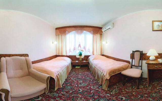 Mir Hotel