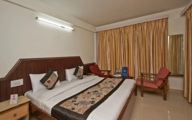 Goroomgo Elena Aastha Regency Manali