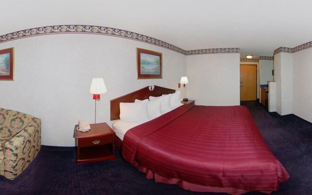 Quality Inn & Suites Columbus West - Hilliard