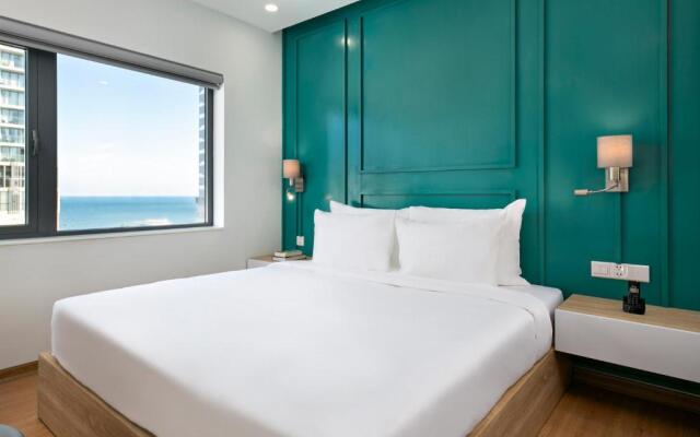 Dolphin Hotel and Apartment