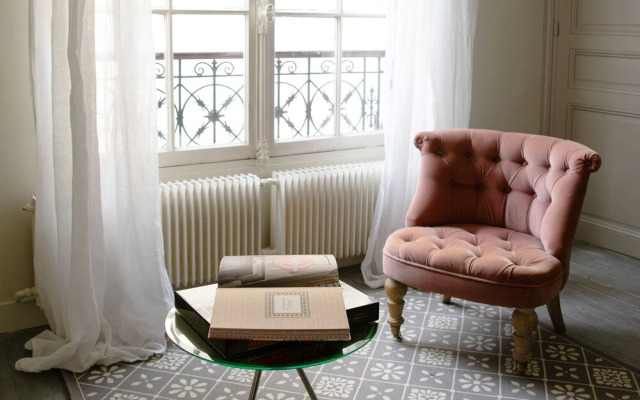 1BR Near Eiffel & Les Invalides