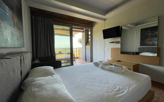 Sunshine Pool Apartment