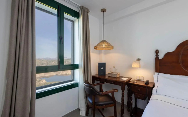 TUGASA Hotel Arco de la Villa