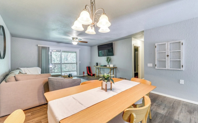 Serene Bella Vista Getaway Near Trails!