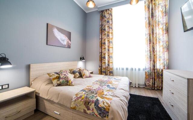 Apartamenti na Ploschі Rinok z novim suchasnim remontom