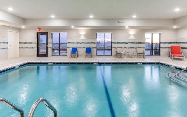 Holiday Inn Express & Suites Kearney by IHG