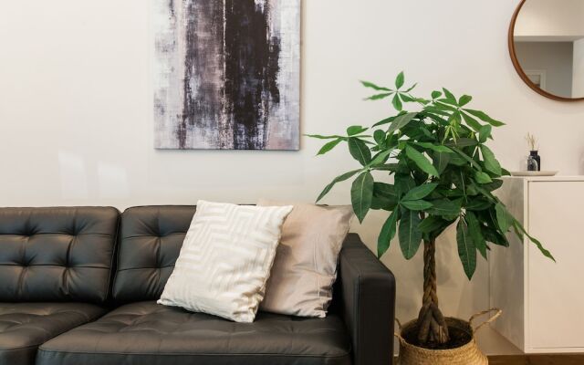 UPSTREET Peaceful 2BD Apartment in Kolonaki