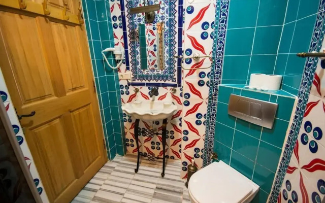 Sultan Corner