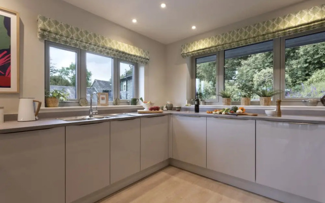 Barakat Lakes Escape