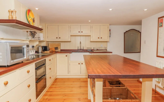 The Barn at Yeoland House