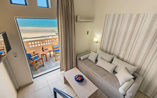 Pearl SeaBreeze Suites