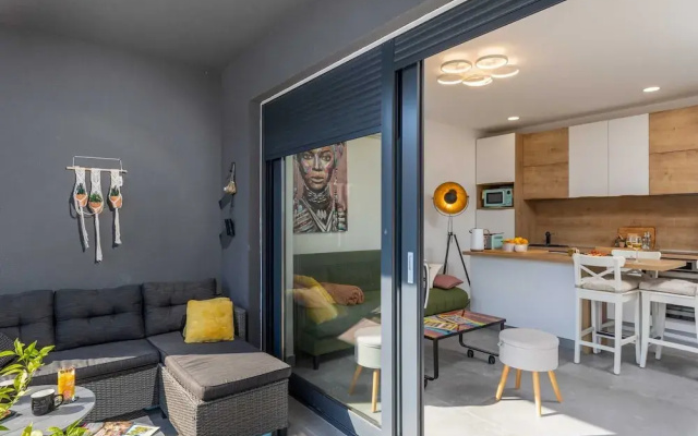 Apartment Good Vibes