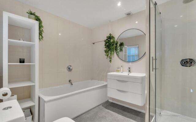 Super Smart Central Brighton Town House