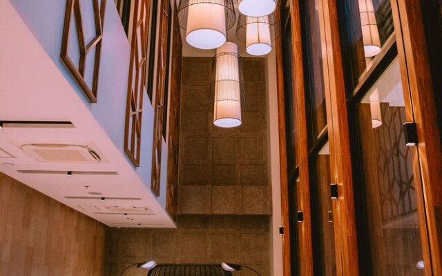 The Maximilian Hotel