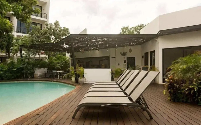 Studio W/private Pool Gym Relaxing Green Areas
