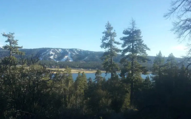 Big Bear Biltmore by Village Reservations