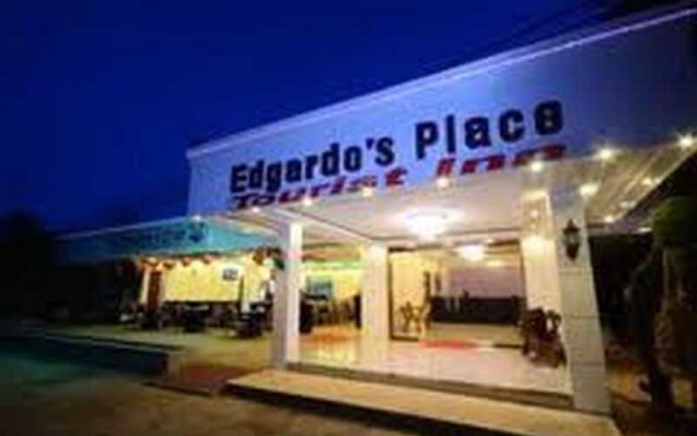 Edgardo's Place And Restaurant