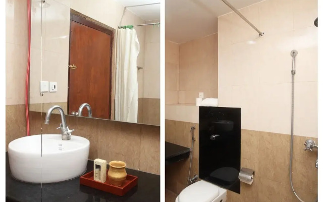 Capital O 699 Hotel Sneha