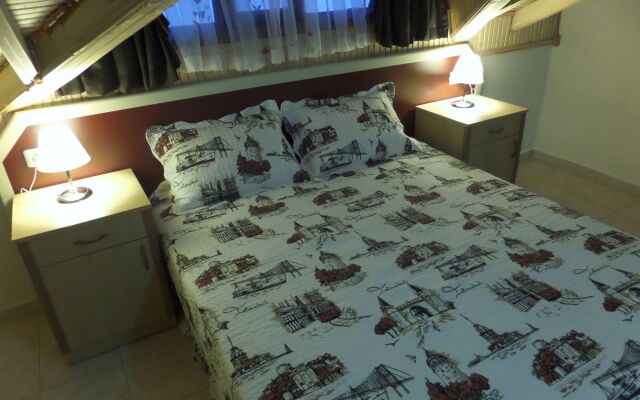 Yaprak Hotel
