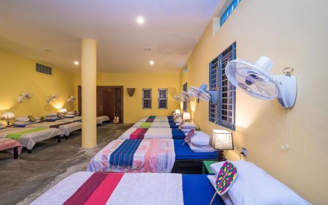 Aunty's House & Uncle's House - Hostel