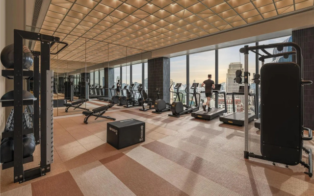 Kromo Bangkok, Curio Collection By Hilton