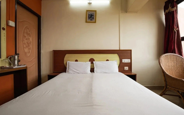 Hotel Poonam by OYO Rooms
