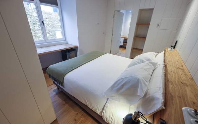 Do Bico Rooms
