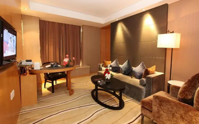 New Century Pujiang Hotel