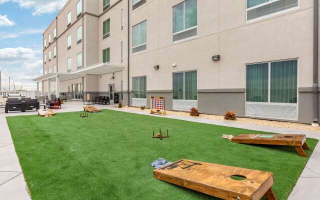 MainStay Suites Carlsbad South